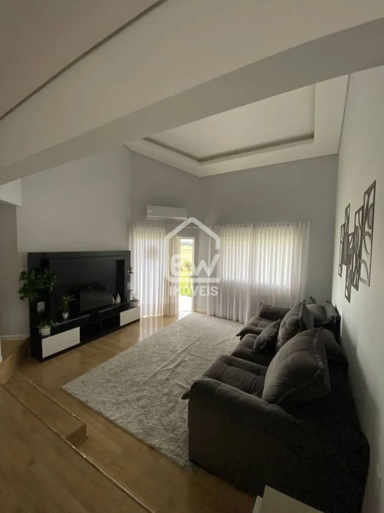 Casa, 3 quartos, 1085 m² - Foto 1