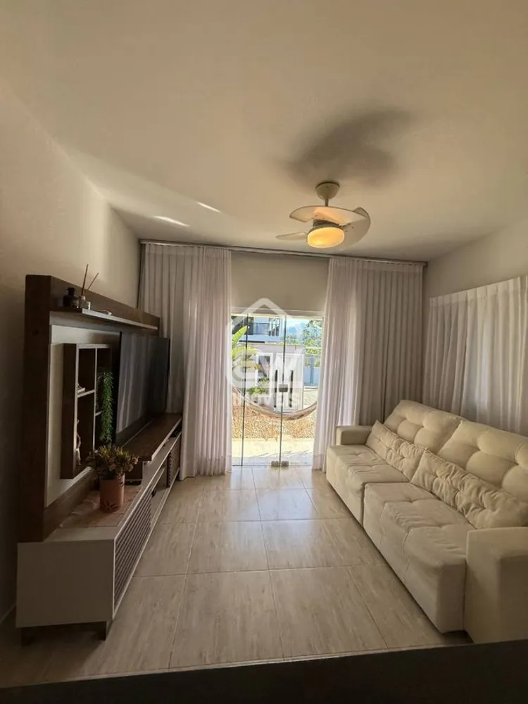 Casa, 2 quartos, 384 m² - Foto 1