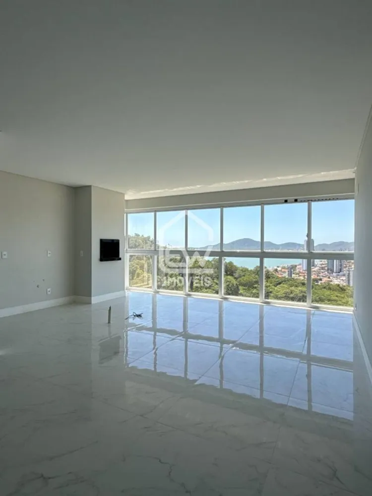 Apartamento, 3 quartos, 121 m² - Foto 2