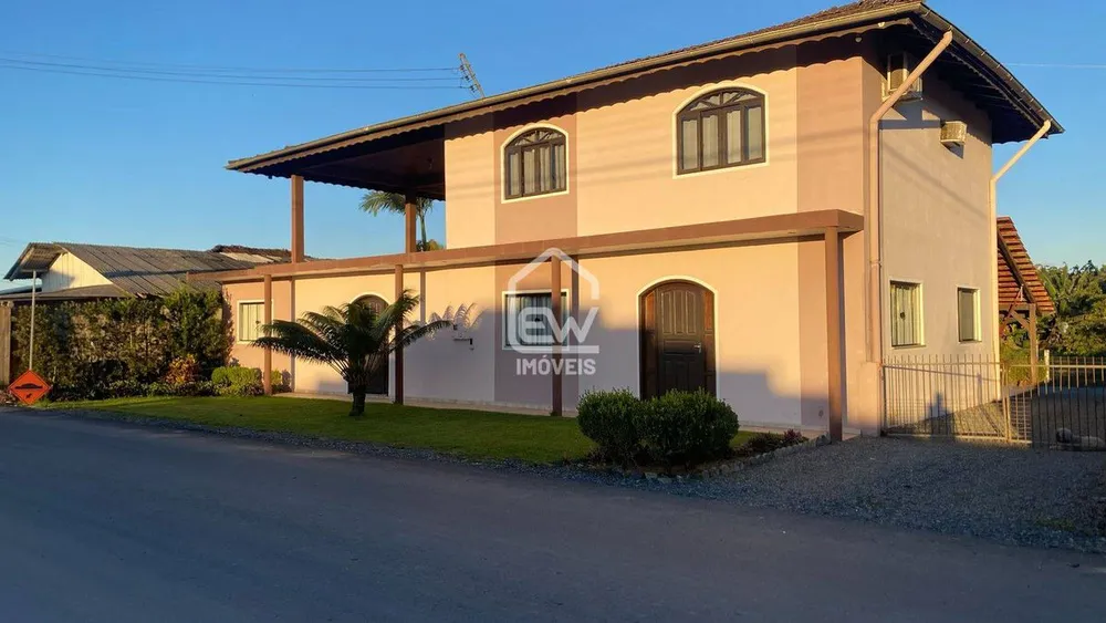 Casa, 3 quartos, 850 m² - Foto 1