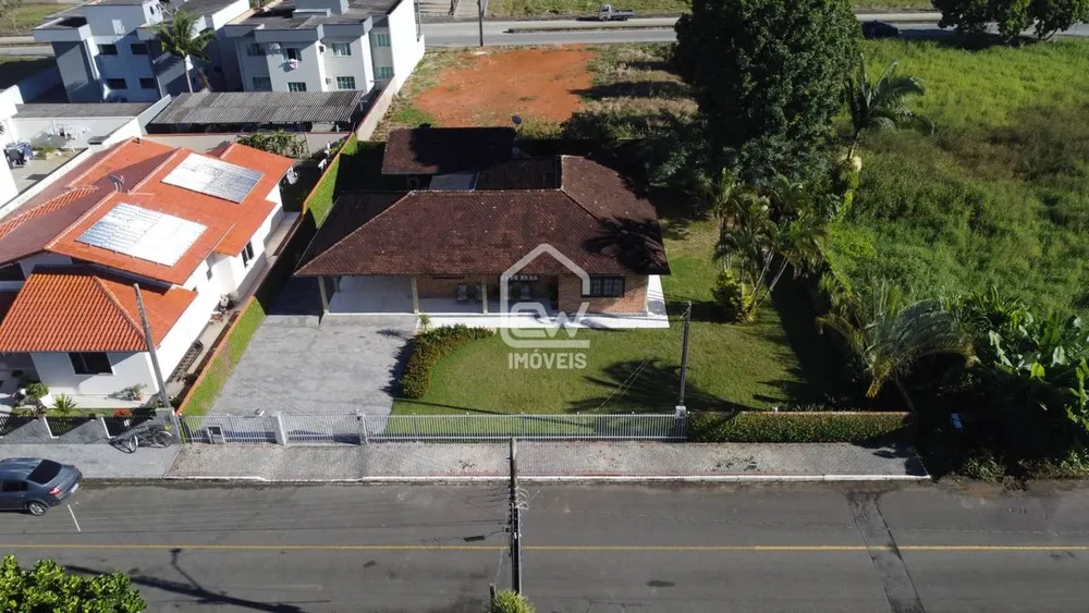 Casa, 3 quartos, 250 m² - Foto 4