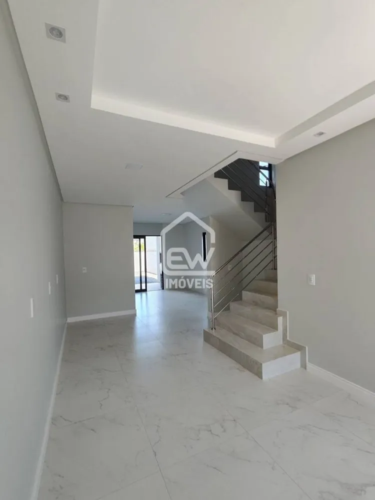 Casa, 3 quartos, 137 m² - Foto 1