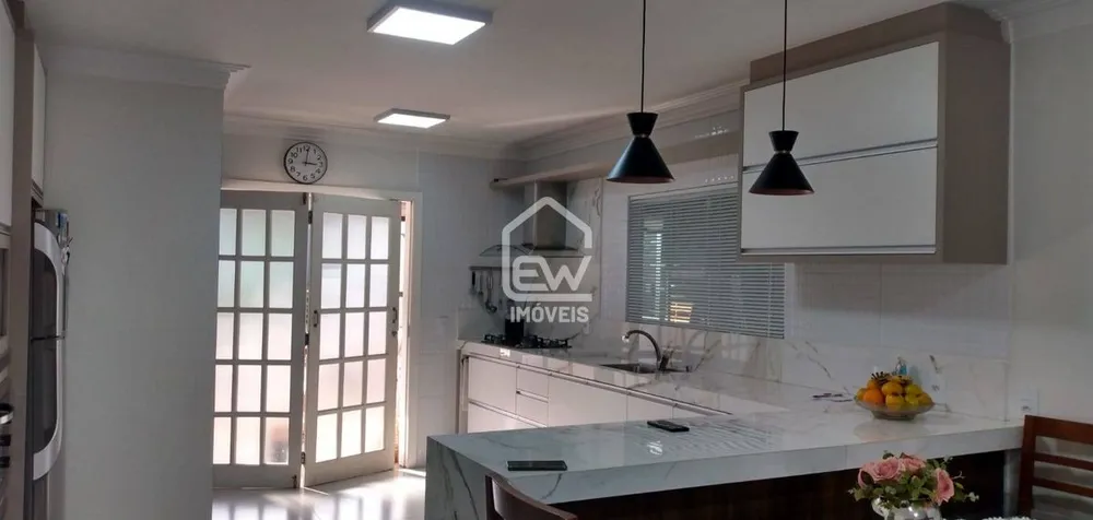 Casa, 3 quartos, 531 m² - Foto 2