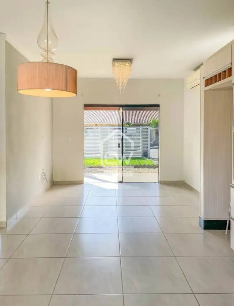 Casa, 2 quartos, 335 m² - Foto 1