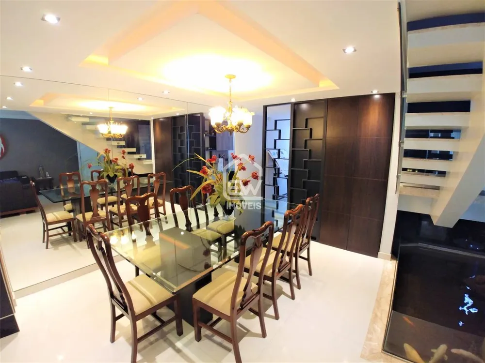 Sobrado, 4 quartos, 311 m² - Foto 1