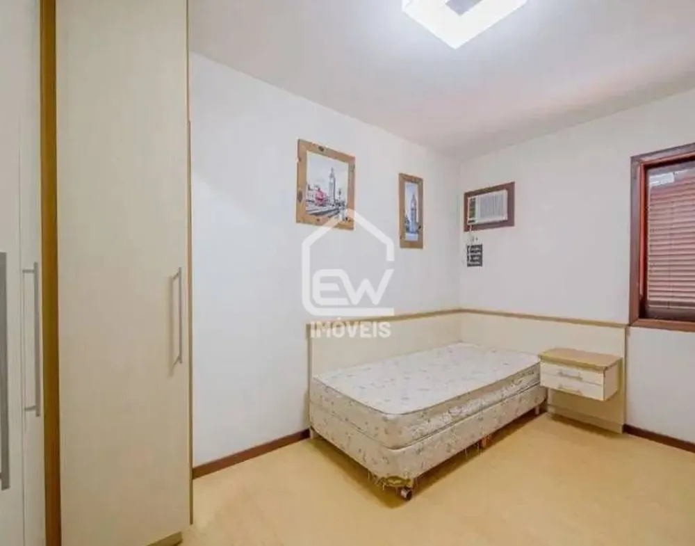 Casa, 4 quartos, 1284 m² - Foto 1