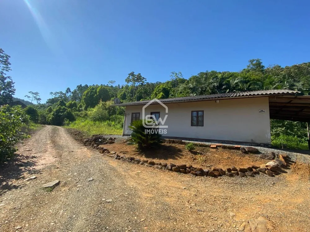 Sítio, 3 quartos, 13 hectares - Foto 1