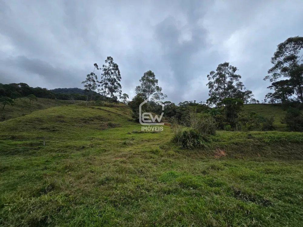 Sítio, 1 quarto, 28 hectares - Foto 1