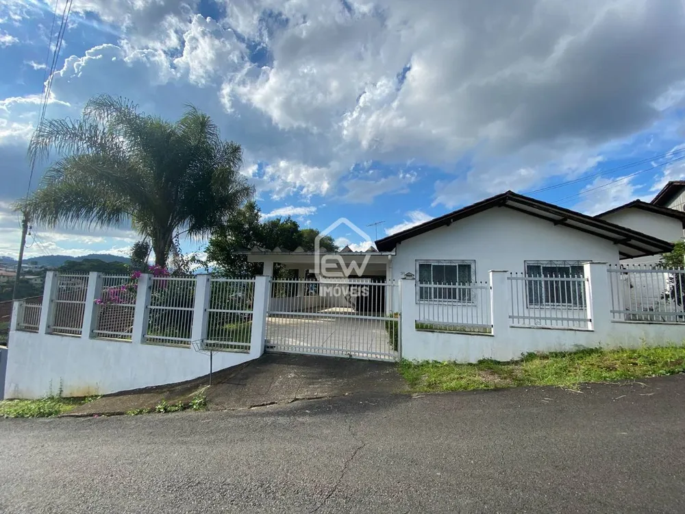 Casa, 3 quartos, 455 m² - Foto 1