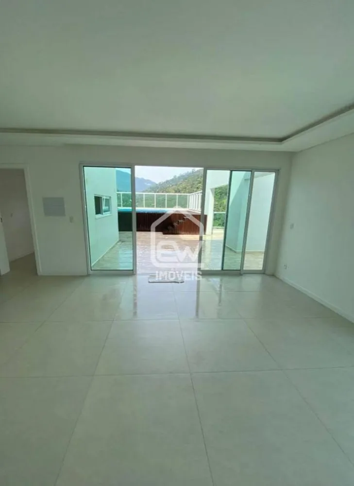 Cobertura, 3 quartos, 322 m² - Foto 1