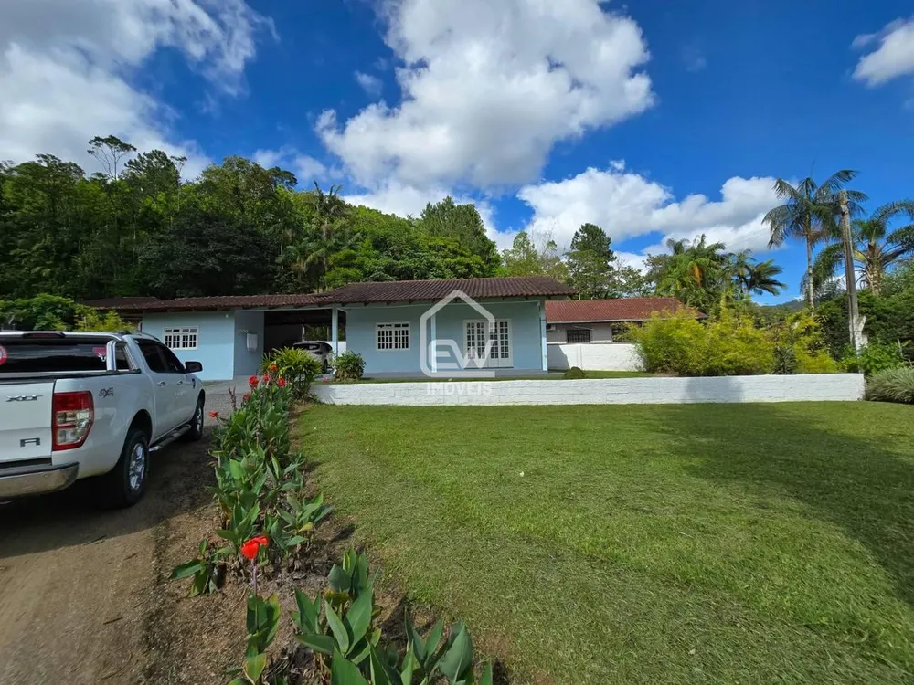 Casa, 2 quartos, 2014 m² - Foto 1