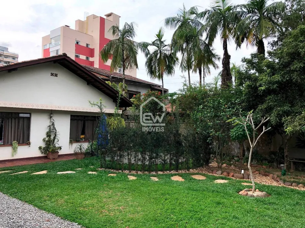 Casa, 5 quartos, 201 m² - Foto 3