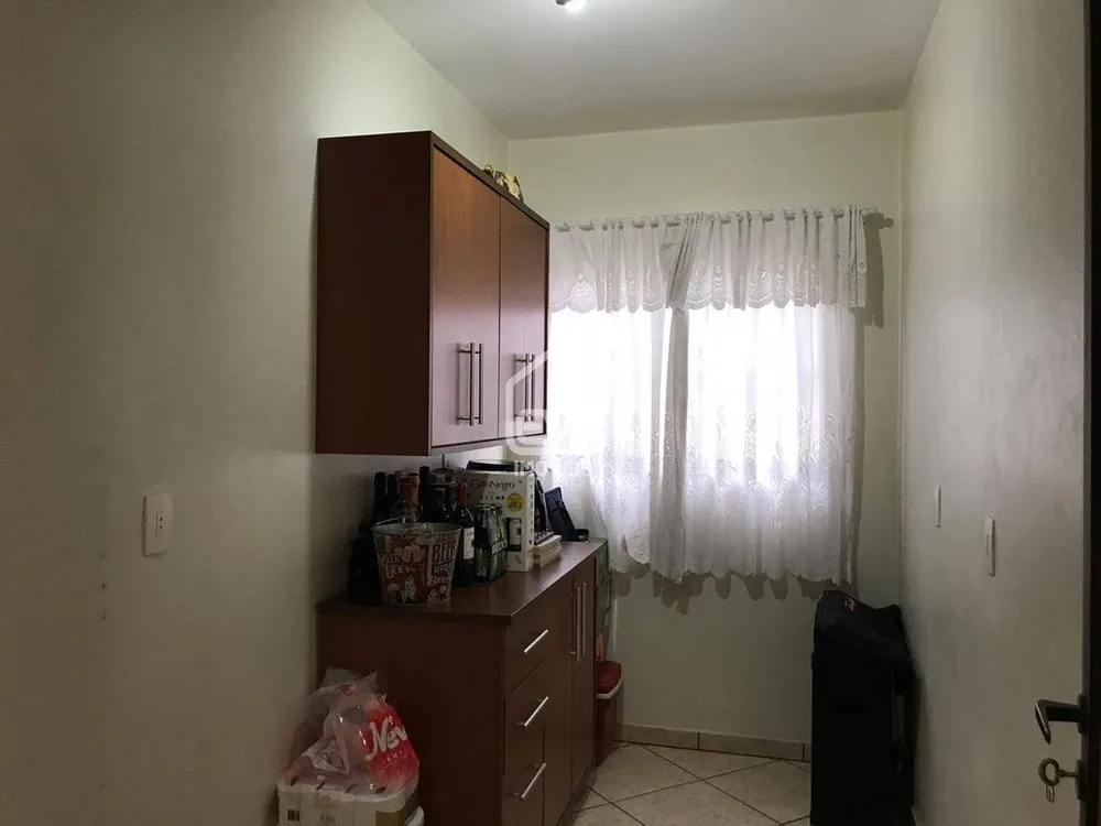 Casa, 5 quartos, 330 m² - Foto 6