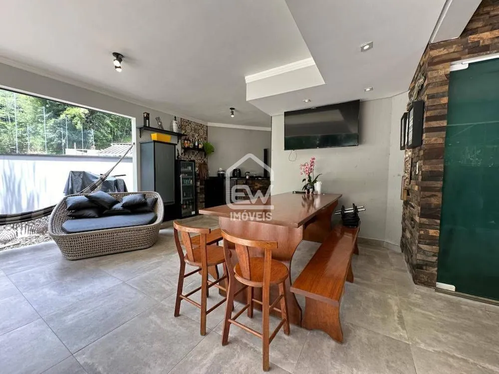Casa, 3 quartos, 260 m² - Foto 11