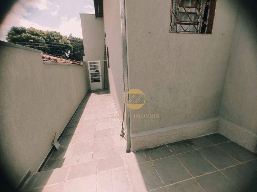 Casa à venda com 3 quartos, 90m² - Foto 17