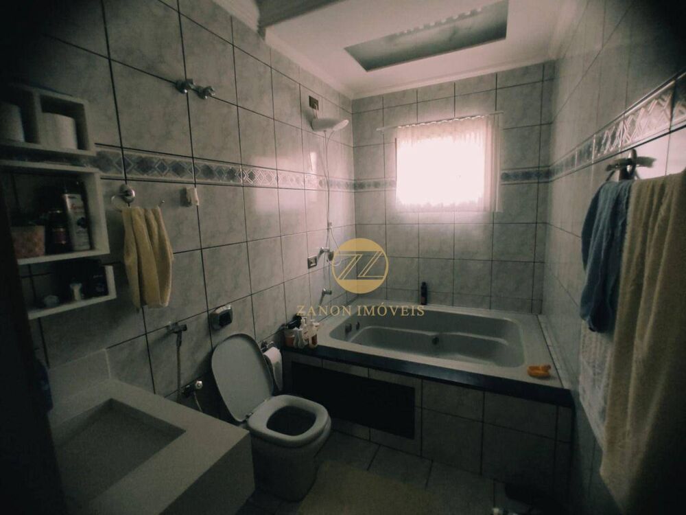 Casa à venda com 3 quartos, 90m² - Foto 11