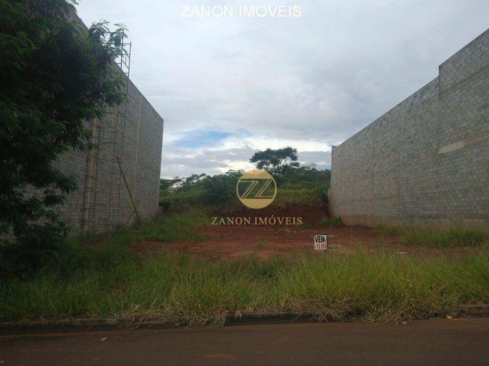 Loteamento e Condomínio, 750 m² - Foto 2
