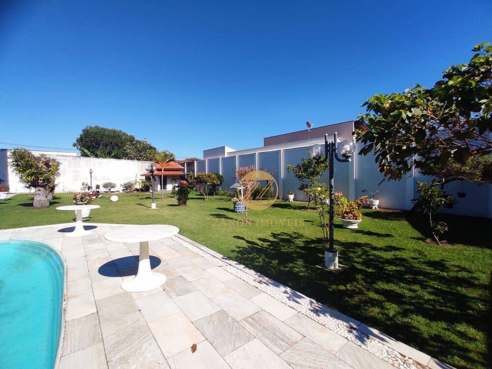Casa à venda com 3 quartos, 225m² - Foto 7