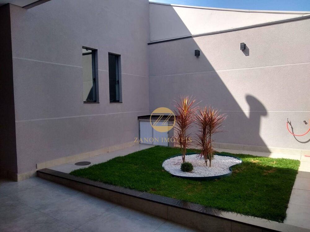Casa à venda com 2 quartos, 180m² - Foto 3