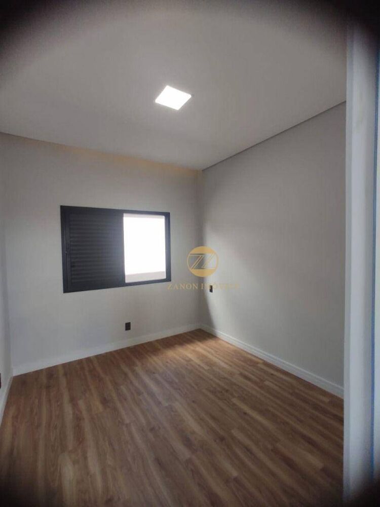 Casa à venda com 3 quartos, 194m² - Foto 4