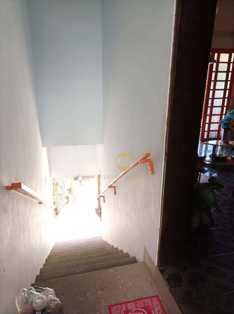 Sobrado à venda com 3 quartos, 200m² - Foto 7