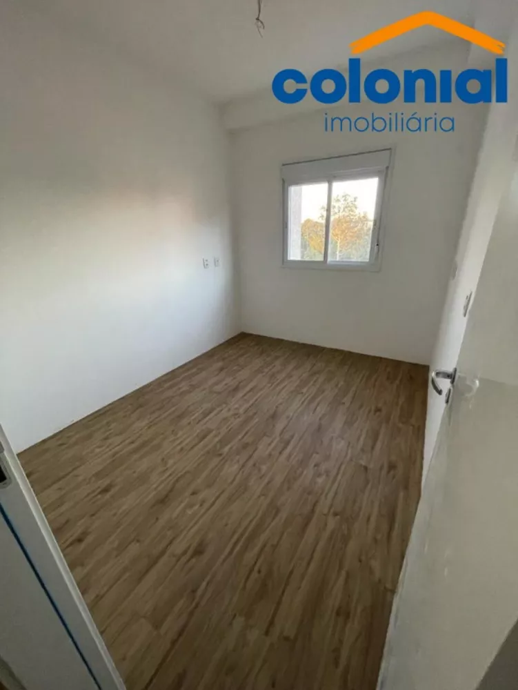 Apartamento à venda com 2 quartos, 58m² - Foto 2