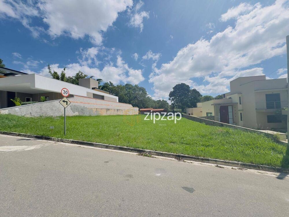 Loteamento e Condomínio, 1000 m² - Foto 1