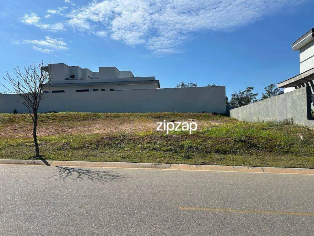 Loteamento e Condomínio, 675 m² - Foto 1