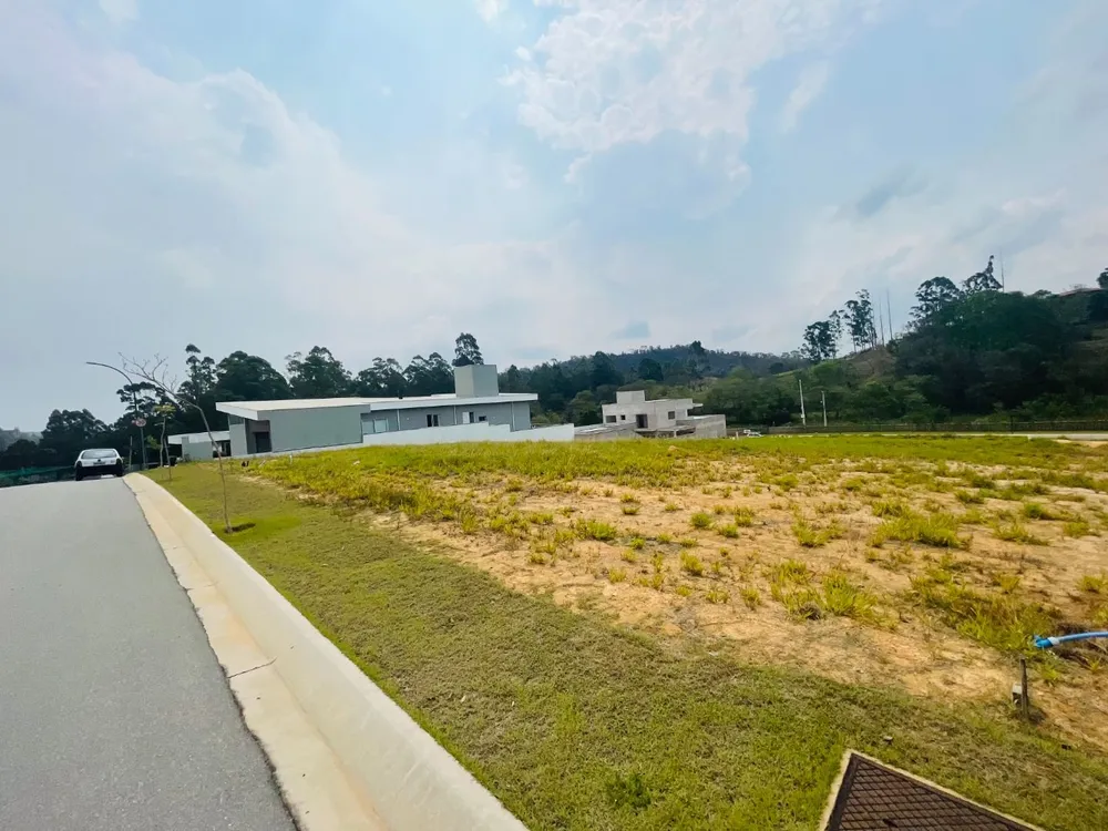 Loteamento e Condomínio, 600 m² - Foto 1