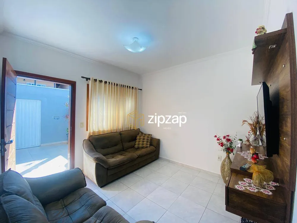 Casa, 3 quartos, 131 m² - Foto 1