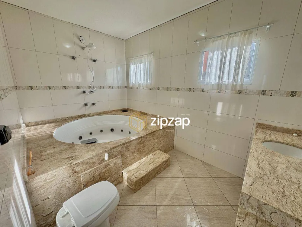 Casa, 3 quartos, 250 m² - Foto 8