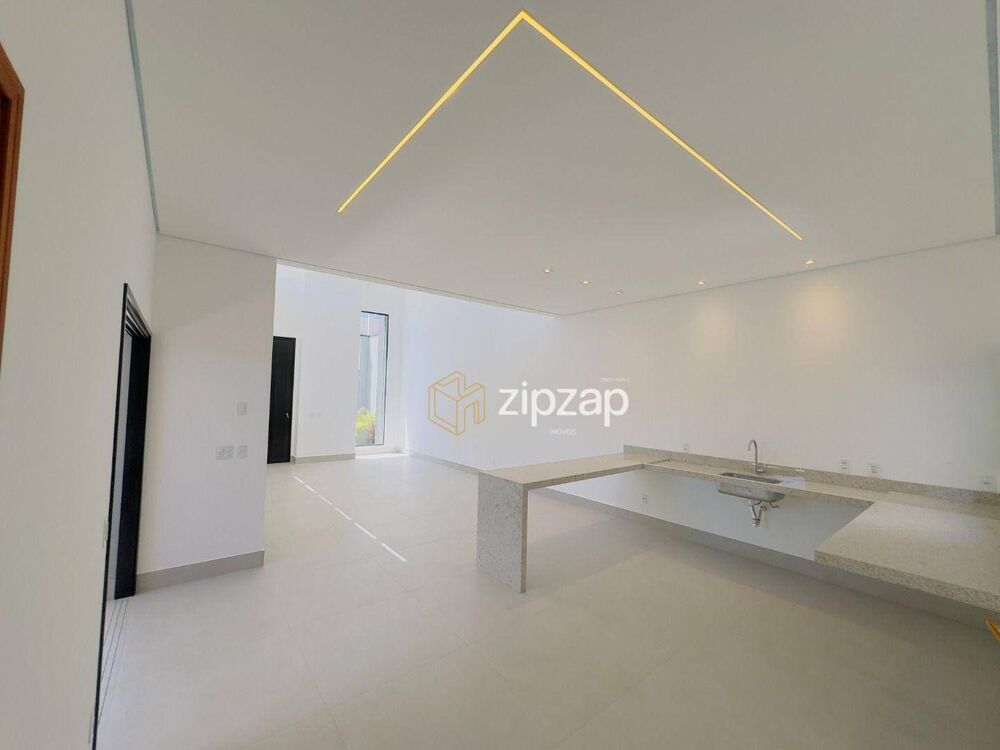 Casa, 3 quartos, 157 m² - Foto 4