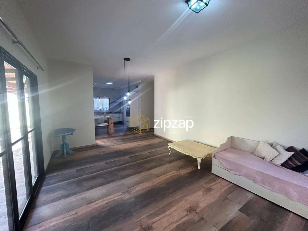 Casa, 3 quartos, 260 m² - Foto 3