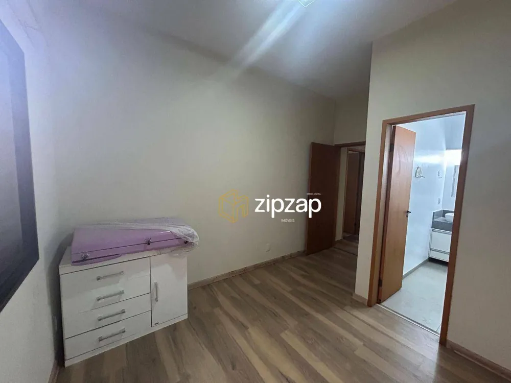 Casa, 3 quartos, 260 m² - Foto 1