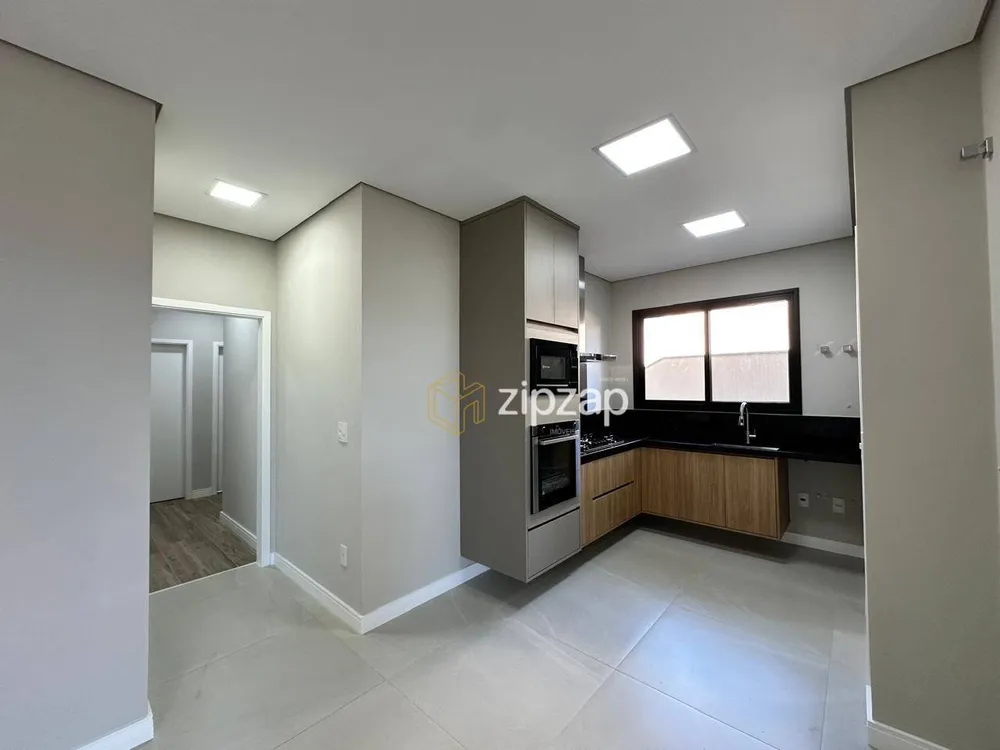 Casa, 3 quartos, 222 m² - Foto 4