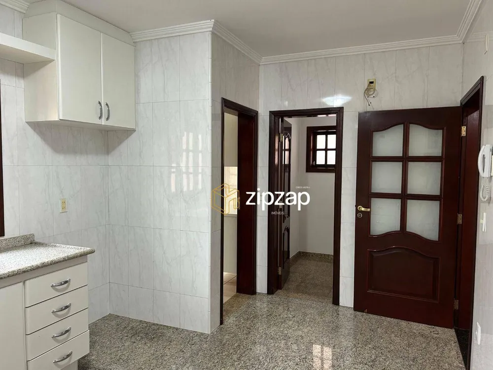 Casa, 3 quartos, 243 m² - Foto 3