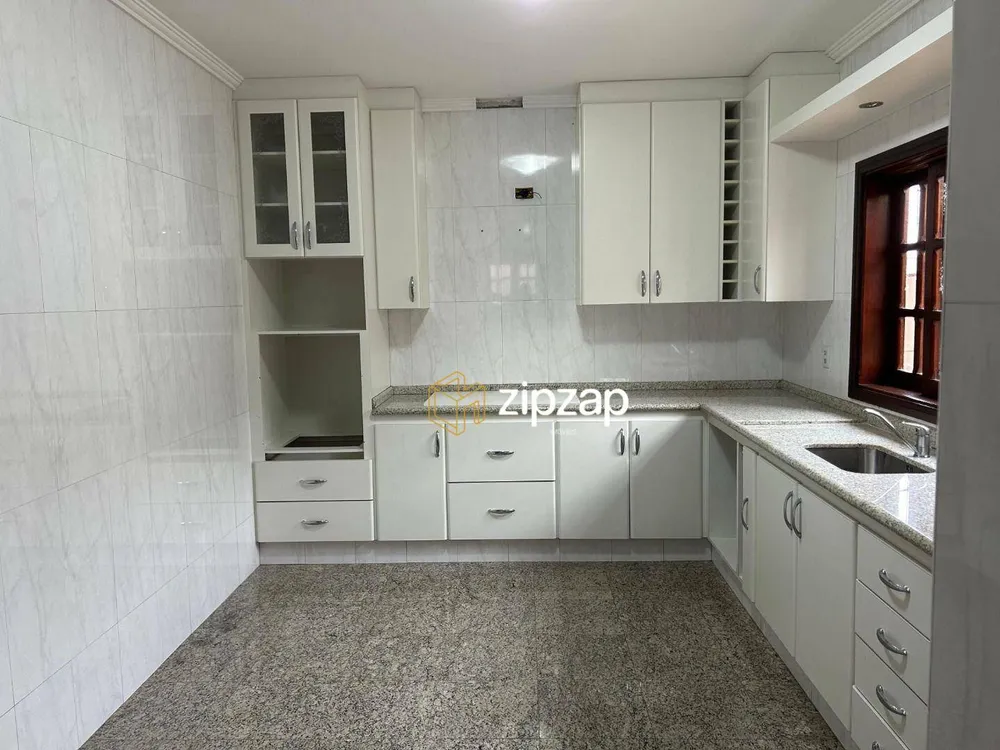 Casa, 3 quartos, 243 m² - Foto 4