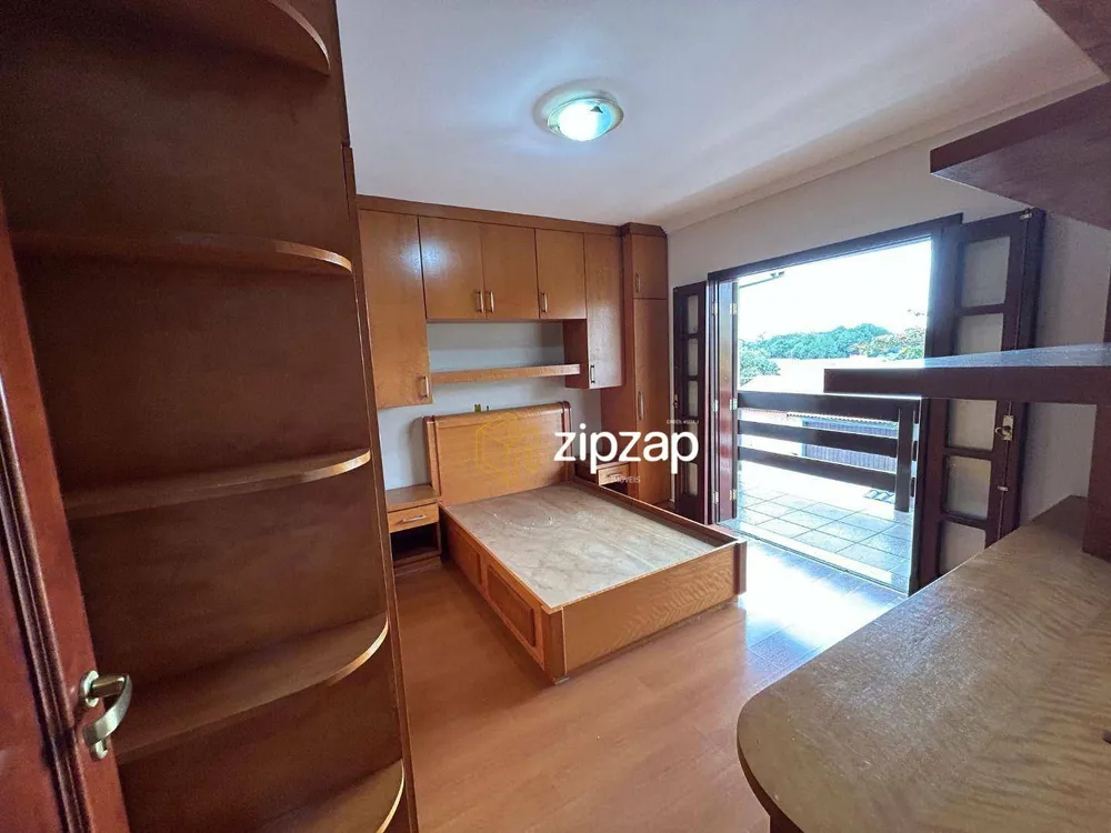 Casa, 3 quartos, 243 m² - Foto 9