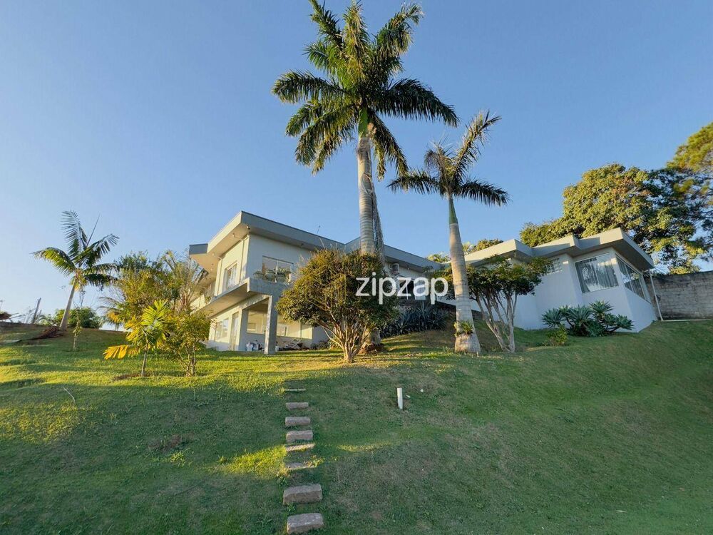 Chácara à venda com 4 quartos, 476m² - Foto 1