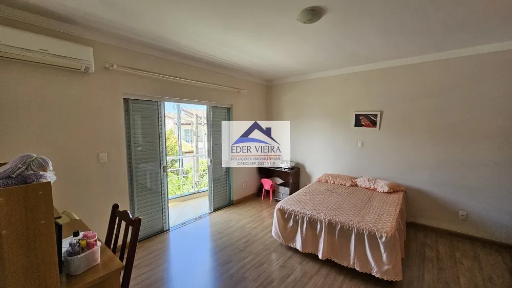 Casa, 3 quartos, 263 m² - Foto 3