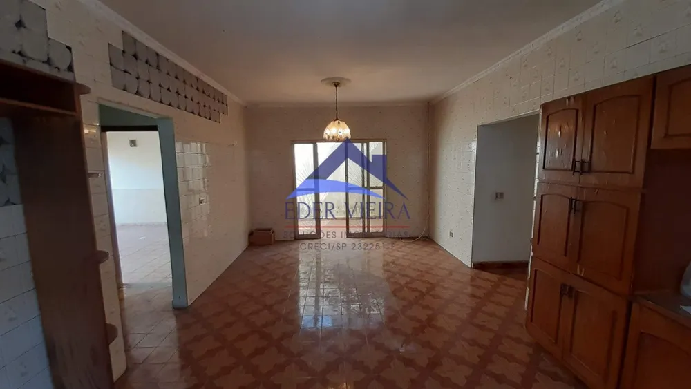 Casa, 6 quartos, 220 m² - Foto 1