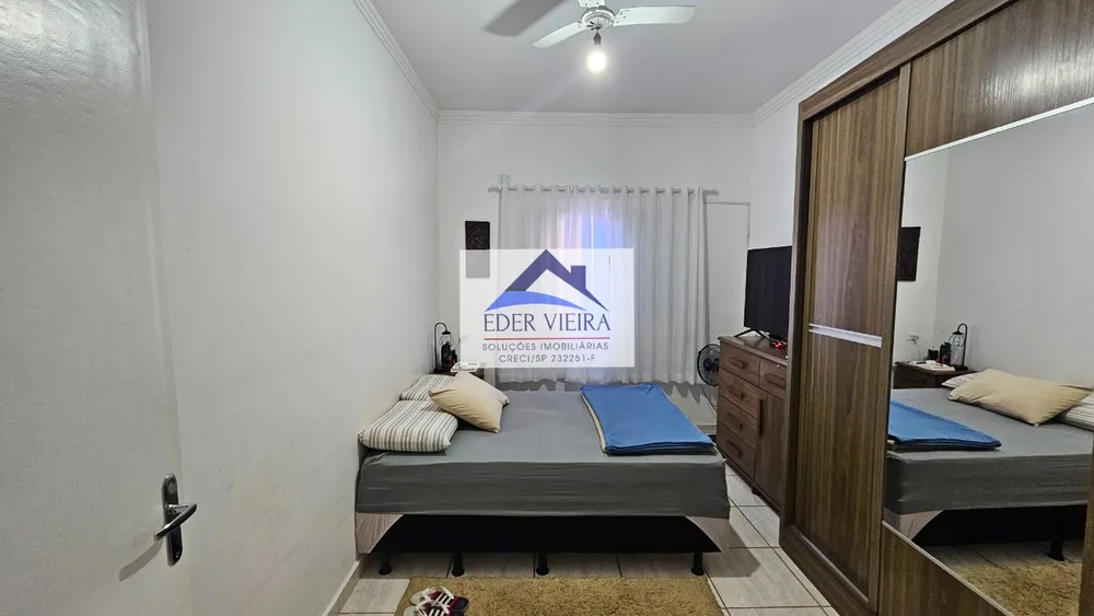 Casa, 4 quartos, 135 m² - Foto 1