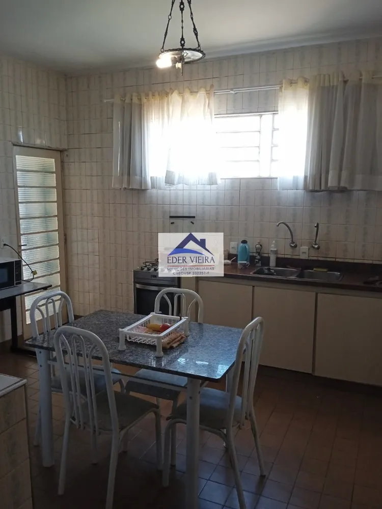 Casa, 4 quartos, 200 m² - Foto 2
