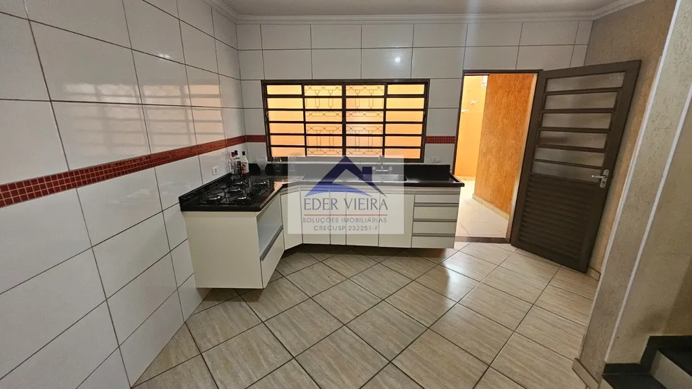 Casa, 3 quartos, 179 m² - Foto 2