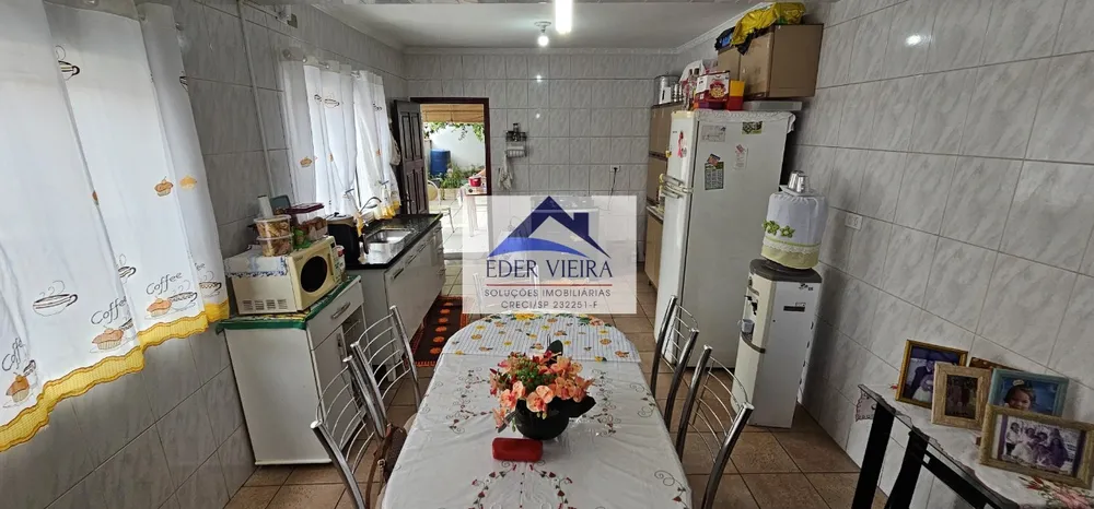 Casa, 3 quartos, 176 m² - Foto 1