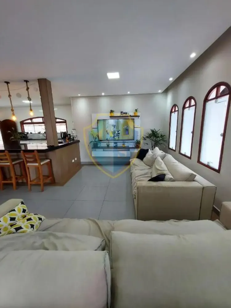 Casa, 4 quartos, 259 m² - Foto 8