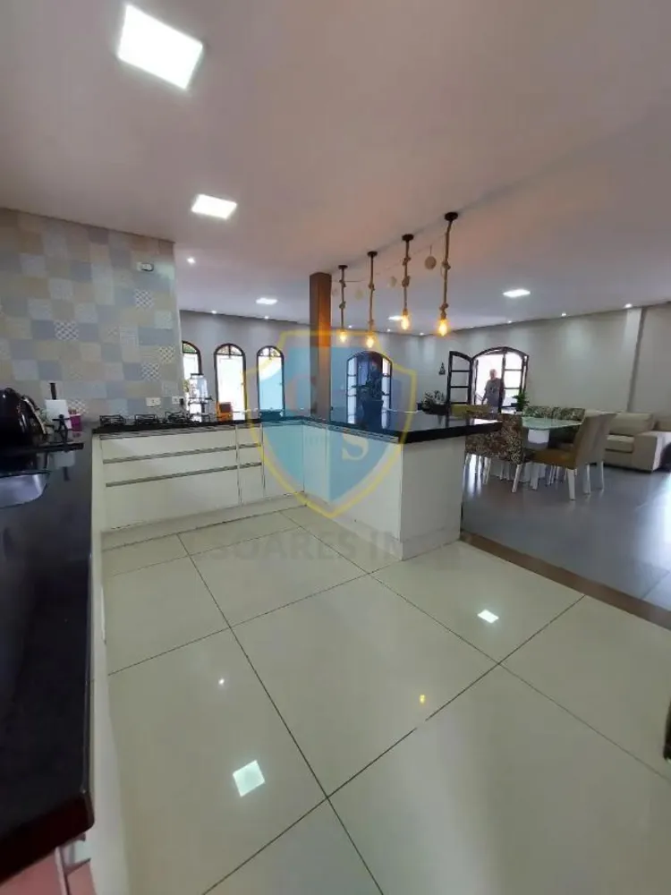 Casa, 4 quartos, 259 m² - Foto 6