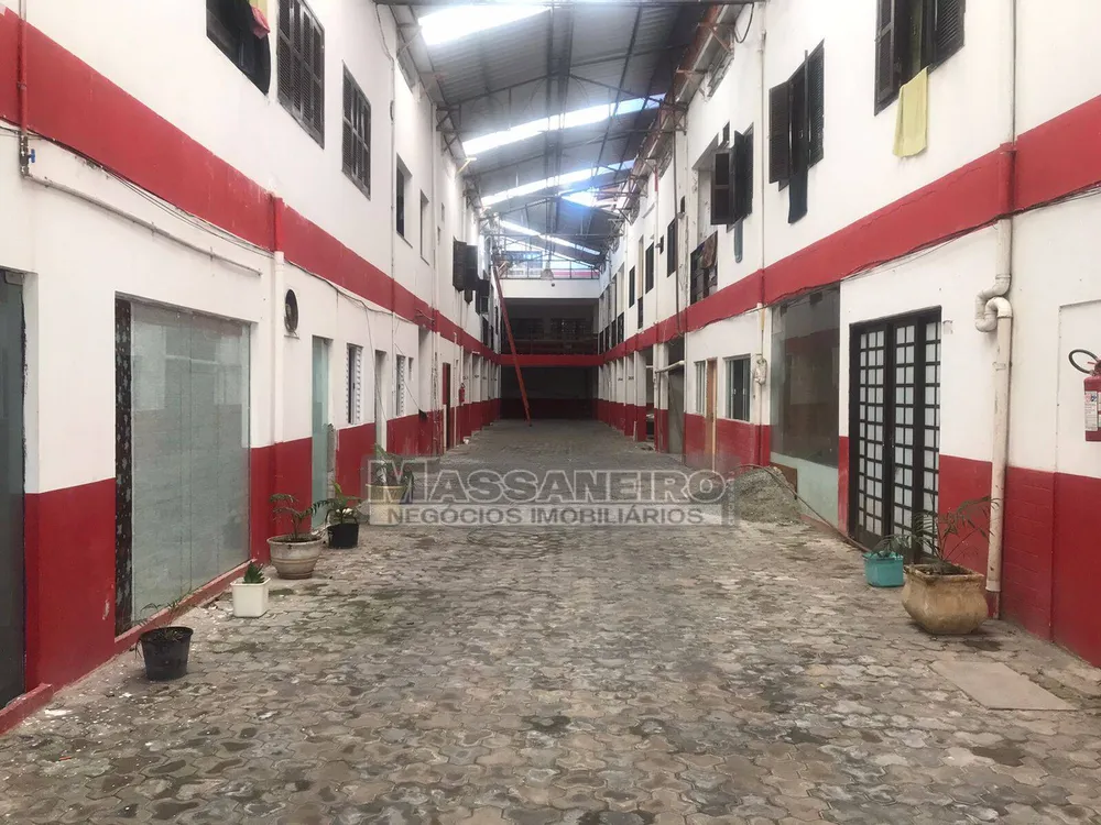 Casa, 32 quartos, 2500 m² - Foto 3