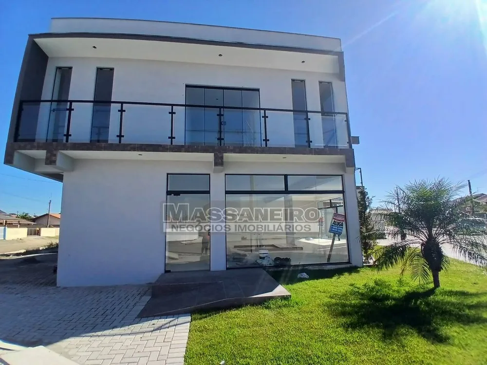 Casa, 4 quartos, 258 m² - Foto 2