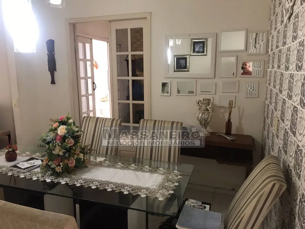 Casa, 5 quartos, 258 m² - Foto 4